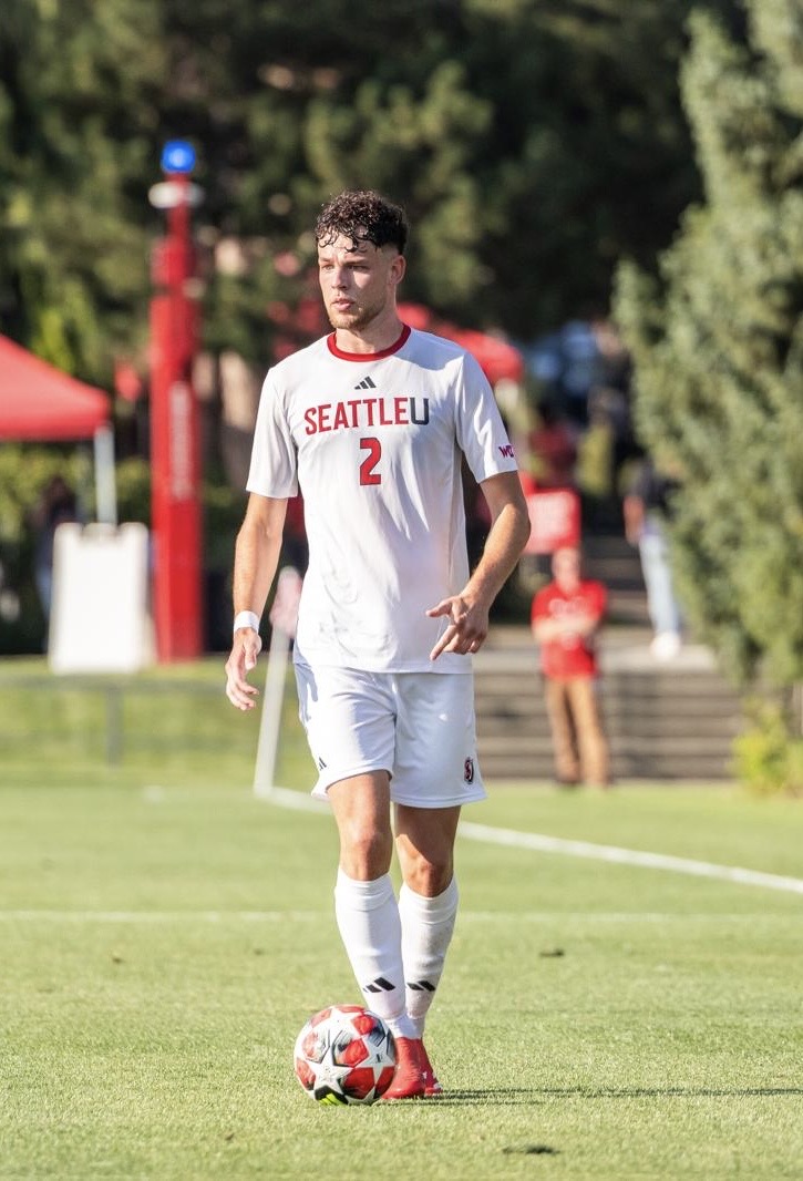 Levante in actie voor Seattle U